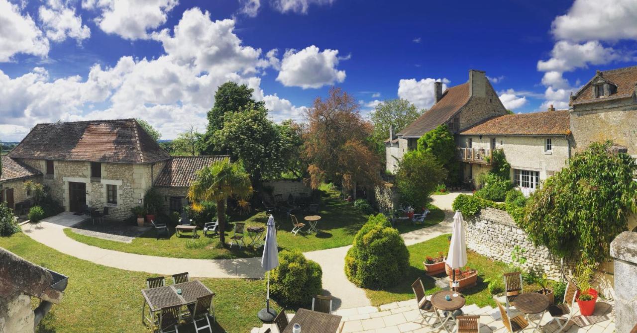 Le Pigeonnier Du Perron Hotel Availles-en-Chatellerault Exteriör bild