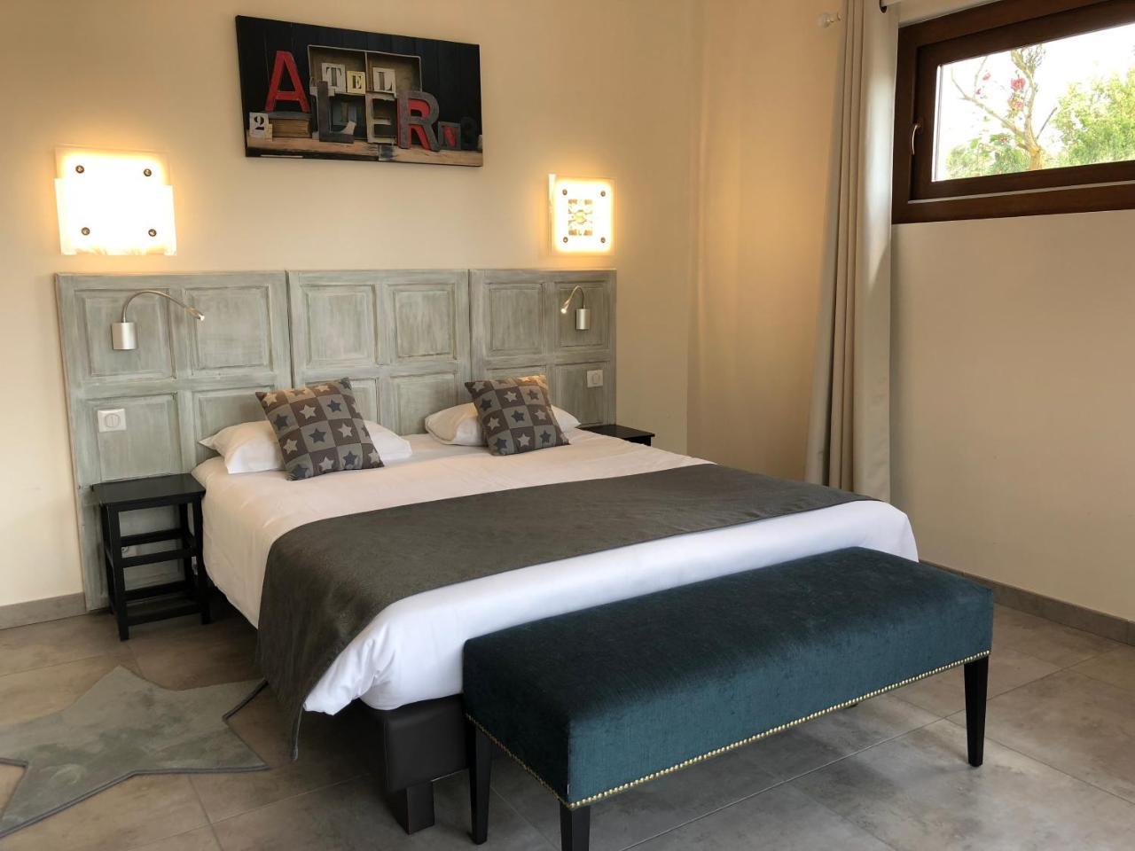 Le Pigeonnier Du Perron Hotel Availles-en-Chatellerault Exteriör bild